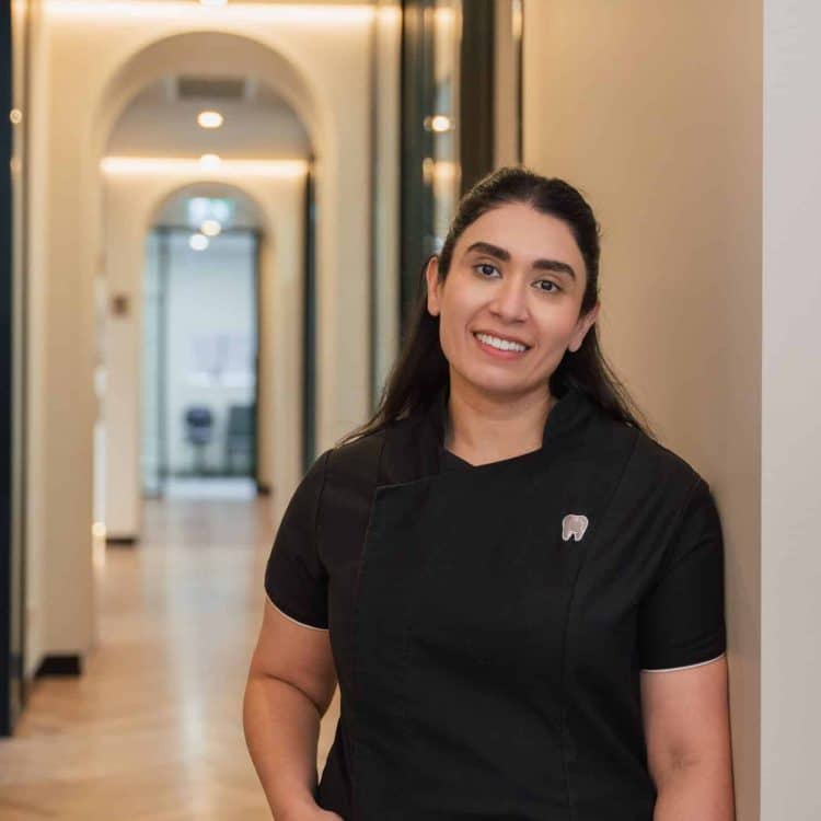 Dr Amisha